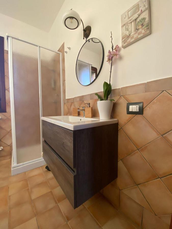 Home La Palmetta Кампофеличе-ди-Роччелла Экстерьер фото