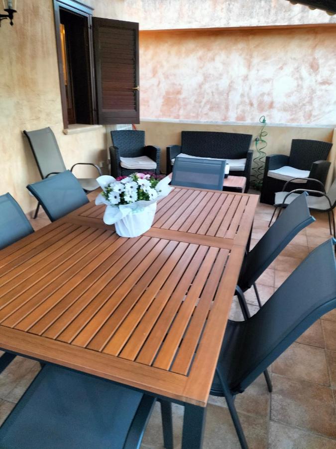 Home La Palmetta Кампофеличе-ди-Роччелла Экстерьер фото